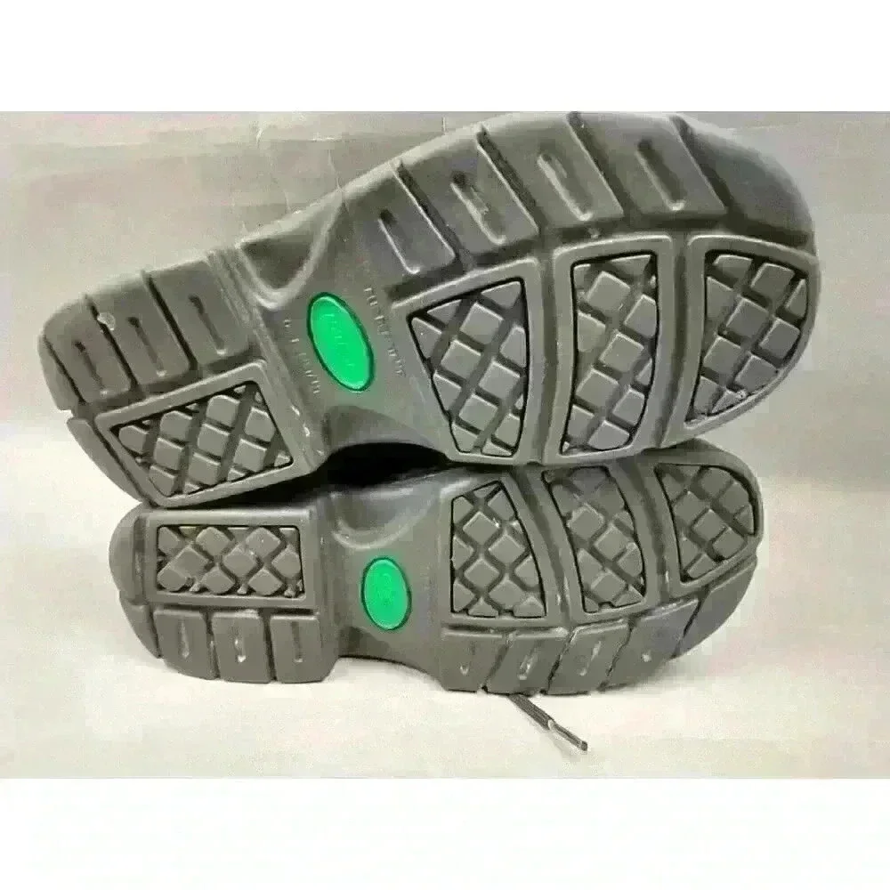 Hytest Safety Footwear inspect pics